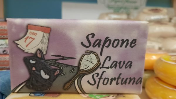 Sapuni i fatit te keq - Figura 1